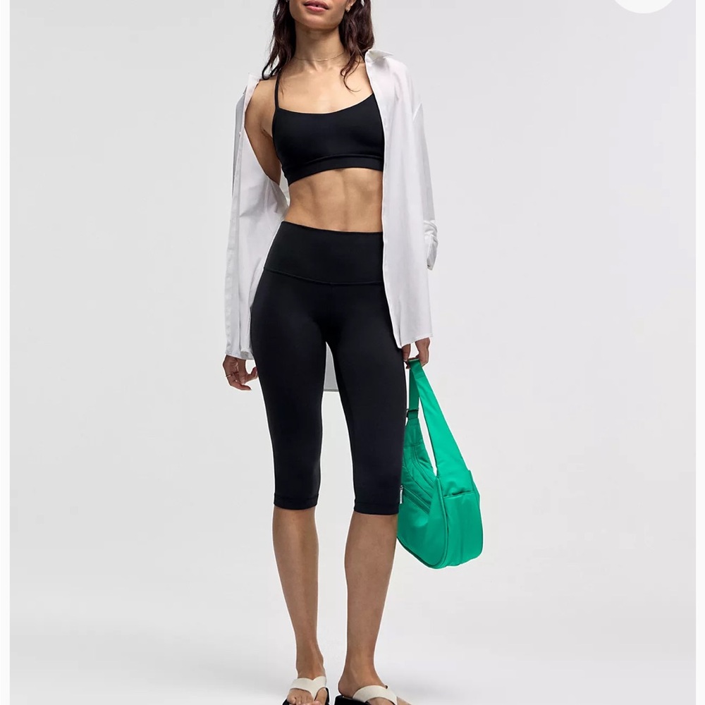Lululemon Cropped Legging 19” inseam Size 6